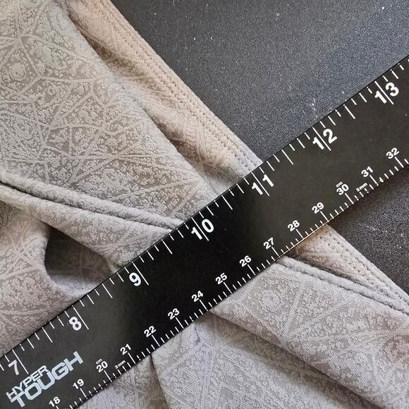 Zyia Active Women's Cement Croise Hi Rise 7/8 Leggings With Crossover Waist Smal - Picture 10 of 11